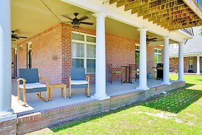 Springfield Studio Rental w/ Golf Course View!
