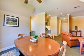 Springfield Studio Rental w/ Golf Course View!