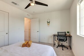 Spacious Family Home in Stockton - Pets Welcome!