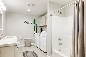 Pet-friendly Hughson Getaway, 9 Mi to Modesto!