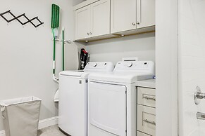 Pet-friendly Hughson Getaway, 9 Mi to Modesto!