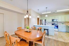 Spacious Springfield Home w/ Golf Course View!