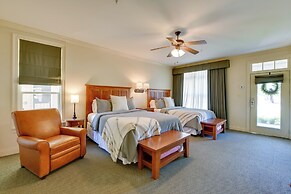 Spacious Springfield Home w/ Golf Course View!