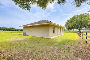 Idyllic Anthony Home: Riding Arena w/ Mirror Wall!
