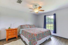 Idyllic Anthony Home: Riding Arena w/ Mirror Wall!