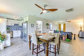 Idyllic Anthony Home: Riding Arena w/ Mirror Wall!