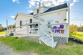 Cherryfield Home w/ Decks On Historic Horse Farm