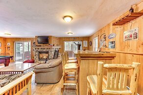 Tranquil Thornton Cabin: Deck, Views & Game Room!