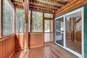 Tranquil Thornton Cabin: Deck, Views & Game Room!