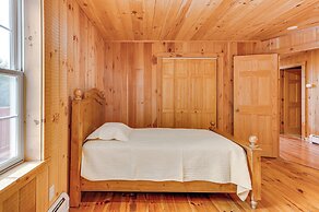 Tranquil Thornton Cabin: Deck, Views & Game Room!