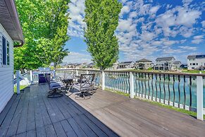 Lakefront Utah Home w/ Private Beach, Dock & Canoe