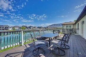 Lakefront Utah Home w/ Private Beach, Dock & Canoe