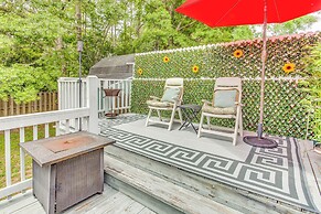 Charming Shallotte Home ~ 4 Mi to Ocean Isle Beach