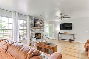 Beautiful War Eagle Cove Home: Walk to Beaver Lake