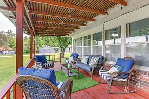 Beautiful War Eagle Cove Home: Walk to Beaver Lake