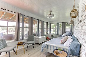 Beautiful War Eagle Cove Home: Walk to Beaver Lake