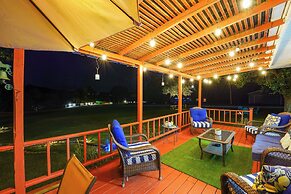 Beautiful War Eagle Cove Home: Walk to Beaver Lake