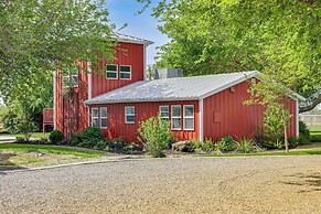 Serene Hughson Vacation Rental w/ Shared Pool