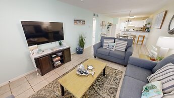 Venus 116 2 Bedroom Condo by RedAwning