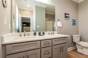 Wine N' Sea - 2704 Bienville 5 Bedroom Home by RedAwning