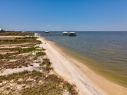 Wine N' Sea - 2704 Bienville 5 Bedroom Home by RedAwning