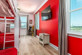 Wine N' Sea - 2704 Bienville 5 Bedroom Home by RedAwning