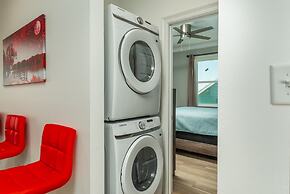 Wine N' Sea - 2704 Bienville 5 Bedroom Home by RedAwning