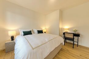 Designer flat 3BR & Mini Golf