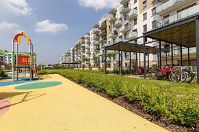 Starowiejska With Parking by Renters