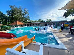 Los Lirios Hotel