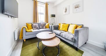 Modern Town Center Apartments Aldershot
