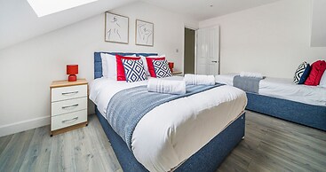 Modern Town Center Apartments Aldershot