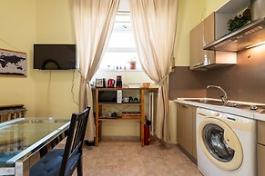 Cipro Flat in Rome With 1 Bedrooms and 1 Bathrooms