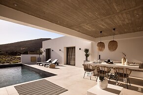 Thea Luxury Villas Ios