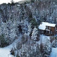 De la Montagne-spa- PET Friendly- Ski in Ski out