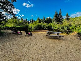 Le Grand Duc- SPA Sauna- Bord Rivi re Noire