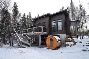 Le Grand Duc- SPA Sauna- Bord Rivi re Noire