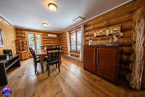 Le St-c me- Spa-piscine- Billard - Ski Val St-c me