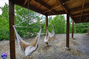 Sommet- Pet Friendly- Spa- SKI IN SKI OUT St-c me