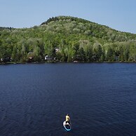 Le Rocher Spa Lac Par Paddleboard
