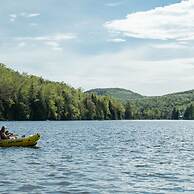 Le Rocher Spa Lac Par Paddleboard