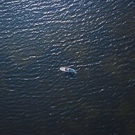 Le Rocher Spa Lac Par Paddleboard