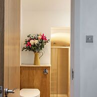 Luxury 2 Bedrooms Flat Next to Harrods