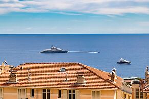 5 Mins Walk Monte Carlo Casino Seaview