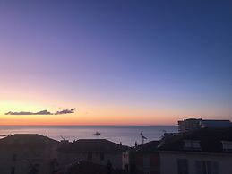 5 Mins Walk Monte Carlo Casino Seaview