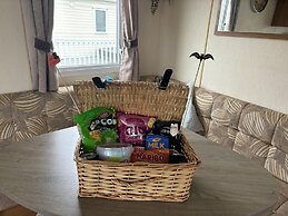Tattershall Lakes Pet Friendly Hot Tub Breaks