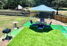 Stunning 1-bed Glamping Tent in Cleveland