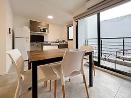 Modern Almagro Apartment for 4 Guests With Balcony and Full Amenities
