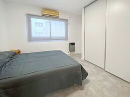 Modern Almagro Apartment for 4 Guests With Balcony and Full Amenities