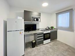 Modern Almagro Apartment for 4 Guests With Balcony and Full Amenities
